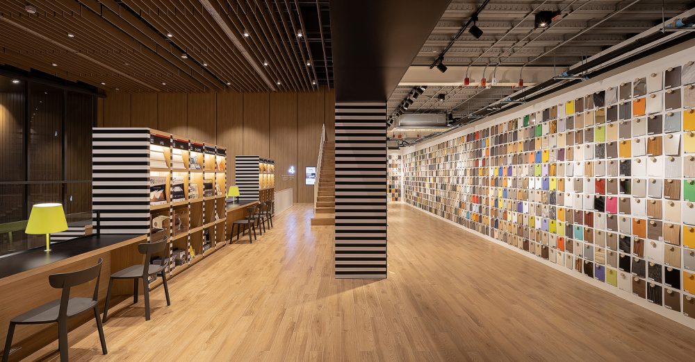 Boonthavorn Workspace, Bangkok; Thailand, 2019. Details of black&white striped elements and of the laminate room. Photo by Ketsiree Wongwan