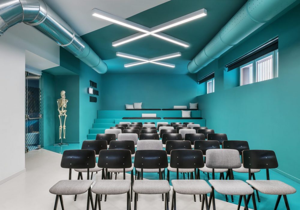 The Student Hotel, a meeting room. photo by Rizoma architecture, Sal-Marston-Photography.